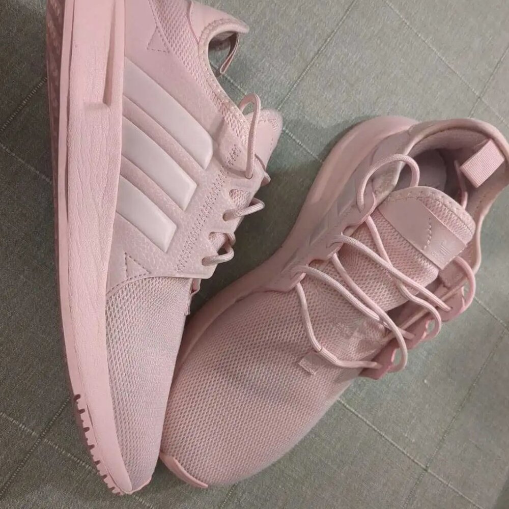 Unisex Adidas UltraBOOST Cream Pink Running Shoes Sneakers - Size 7 M; 9W